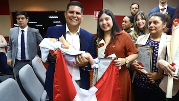 Lima reconoce a veinticuatro ciudadanos