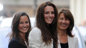 Cómo se crea una reina: la estrategia que siguió la madre de Kate Middleton para que su hija conociera al príncipe Guillermo