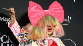 Sia cumple 50: la historia