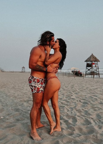 Los enamorados no suelen publicar