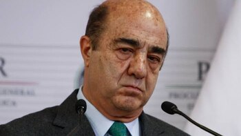 Jesús Murillo Karam se quedó