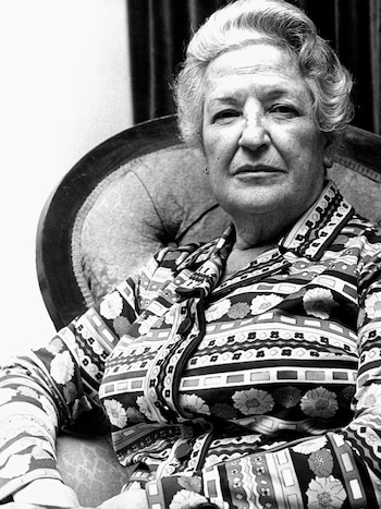 Retrato de la escritora Carmen