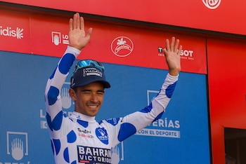 Santiago Buitrago defendió durante dos semanas la camiseta de líder de la montaña en la Vuelta a España - crédito Javier Lizón/EFE