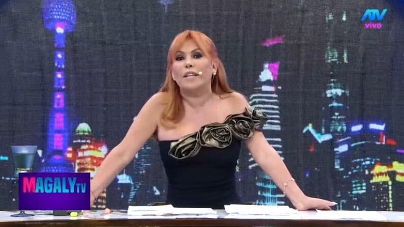 Magaly Medina regresa con nuevo set y deja en duda su futuro en ATV. (Captura: Magaly TV La Firme)