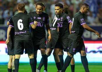 Al Hilal con André Carrillo