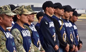 Elementos de la Secretaría de