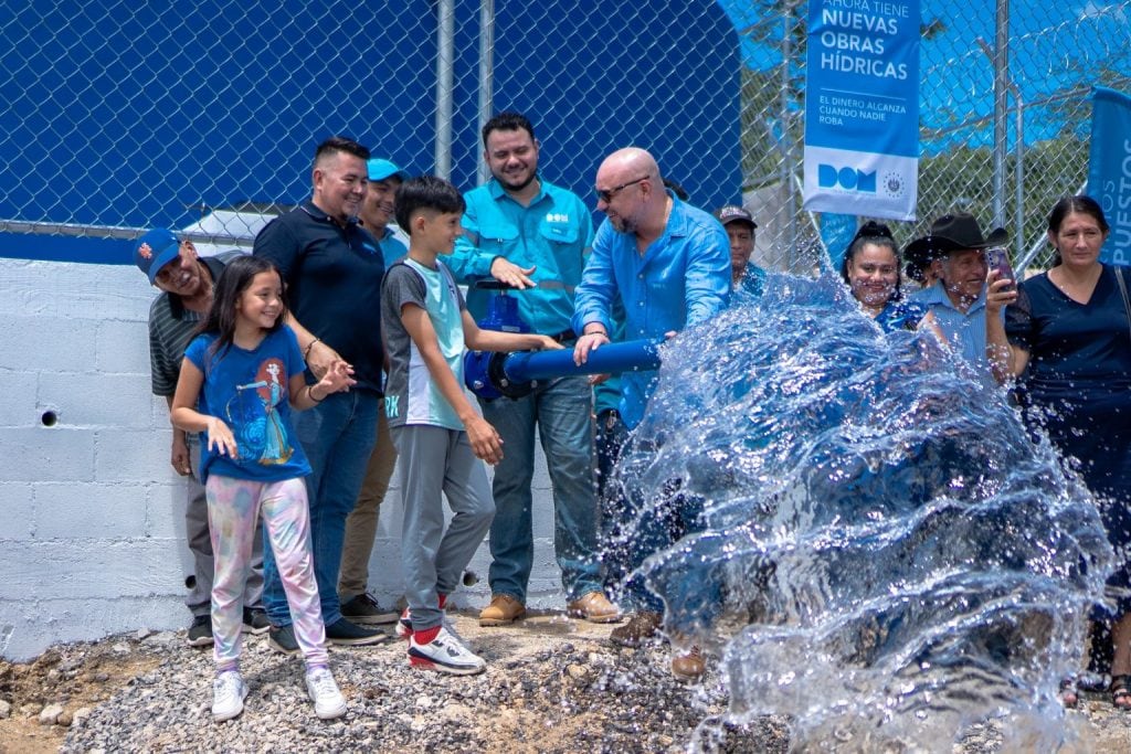 La comunidad rural de Villa Modelo, en El Divisadero, recibirá un sistema de agua potable que beneficiará a más de 700 personas en El Salvador. (Foto cortesía DOM)