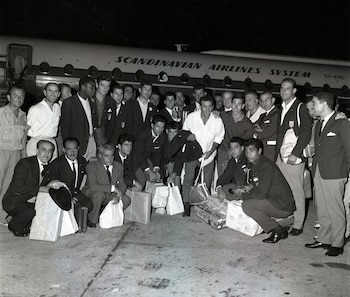 Los jugadores del Atlético de Madrid de 1962. (EFE/ José Velasco)