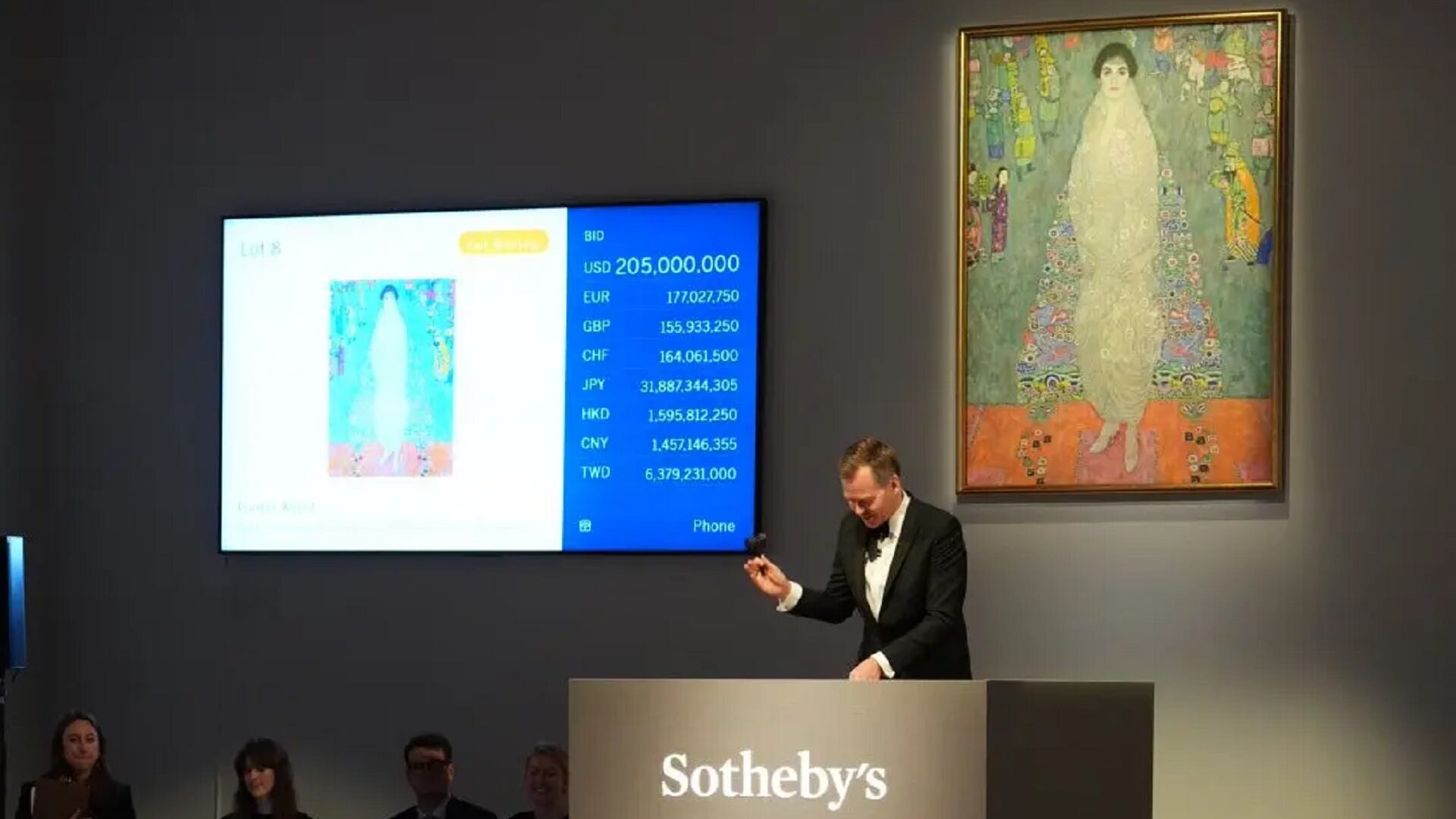 Así fue la noche histórica de los 575 millones de dólares en la subasta de obras de Klimt, Matisse, Cattelan y van Gogh