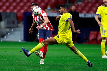 El centrocampista mexicano del Atlético