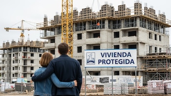 España acelera la construcción de vivienda protegida, pero llega tarde a una crisis de precios sin techo