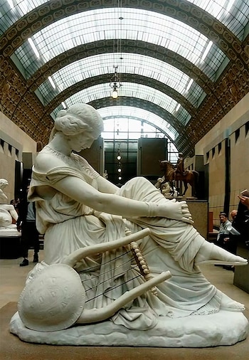 "Estatua de Safo", de James