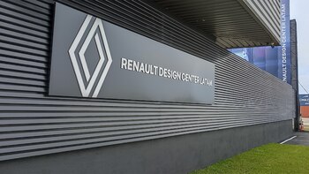 La industria automotriz produce autos,