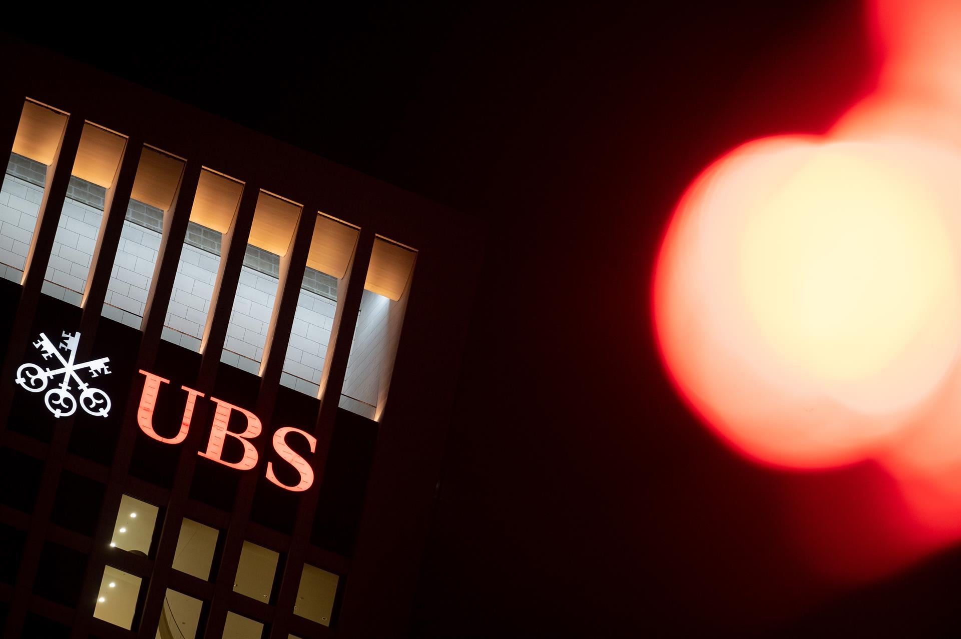 UBS advierte de que las nuevas reglas de capital propuestas socavarían la competitividad de la economía suiza