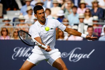 Novak Djokovic en una exhibición