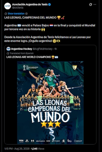 Publicación en red social de la Asociación Argentina de Tenis que incluye un afiche con jugadoras de hockey celebrando con un trofeo