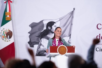 La presidenta Claudia Sheinbaum durante 'La Mañanera' de este martes. (Crédito: Gobierno de México)