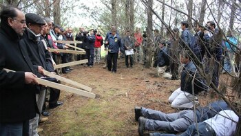 Reconstitución de la masacre.