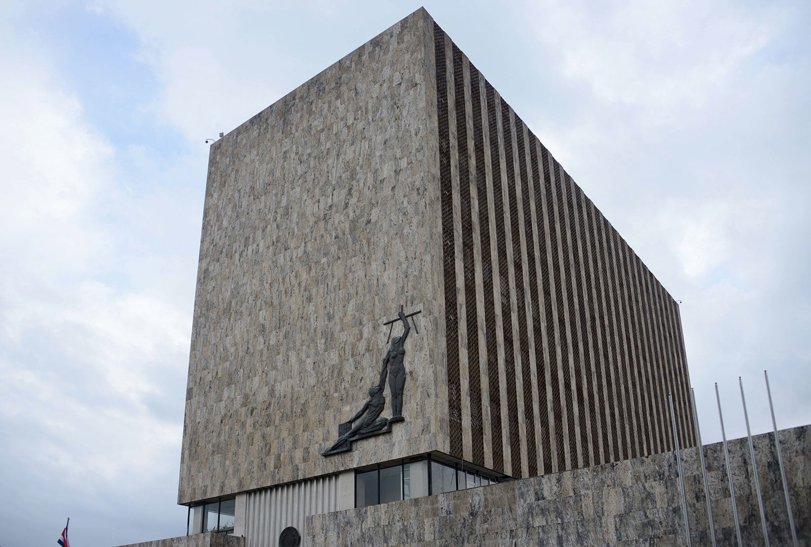 La propuesta traslada al Tribunal de Juicio la facultad de valorar medidas alternas y revisar el control de la acusación. (Foto: Universidad de Costa Rica)