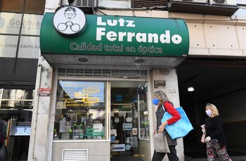 Los locales deberán proveer alcohol