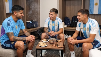 El ritual de la “banda del palo santo” que terminó con el título de Argentina en Qatar: la revelación sobre Messi de uno de sus fundadores