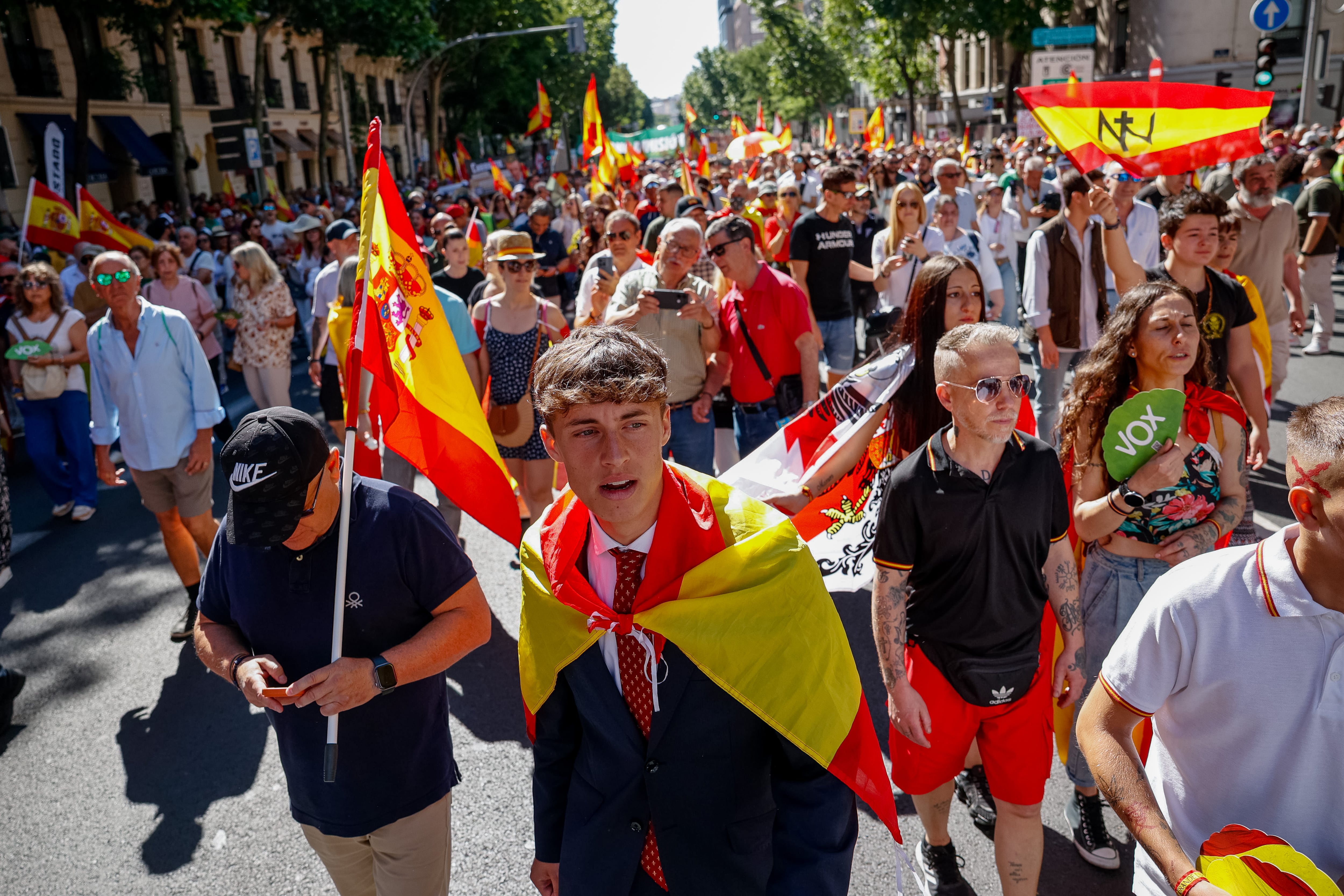 Varias personas participan en la