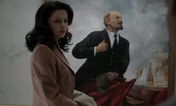 Annet Mahendru es Nina Krilova,