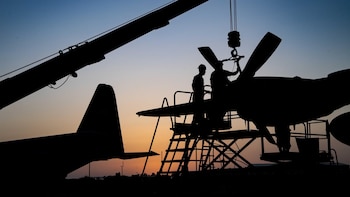 Cinco militares estadounidenses heridos en un ataque iraní contra una base militar en Kuwait