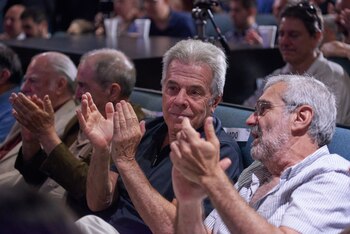 Víctor Laplace, entre los presentes