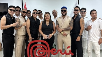Los Conquistadores de la Salsa recibe distinción de PromPerú.