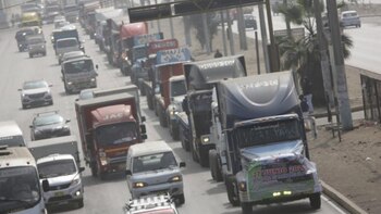 Transportistas de cargada pesada acatan