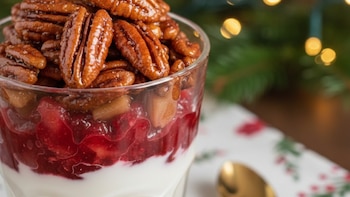 Parfait de ponche navideño y