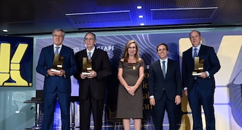 15/10/2026 Alejandro Roemmers, Carlos Vargas Loret de Mola, Núria Vilanova, José Luis Martínez-Almeida y Miguel Henrique Otero
ESPAÑA EUROPA MADRID CULTURA
Cedida