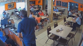 Hombres, mujeres y niños estaban