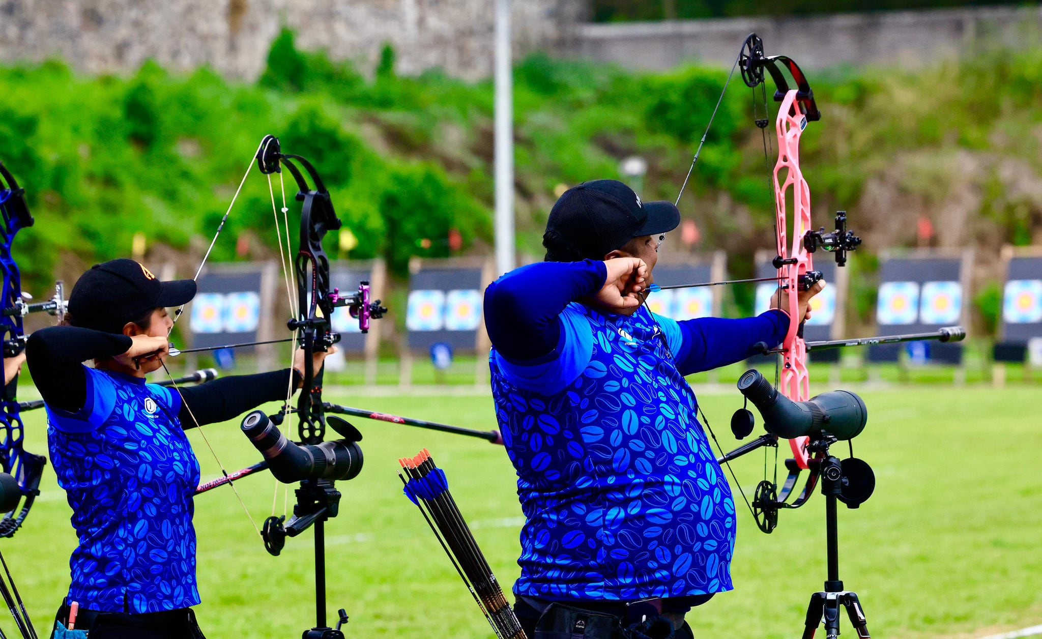 Roberto Hernández y Paola Corado conquistan el oro en equipo mixto tras vencer a Colombia en el Grand Prix de las Américas. (Foto cortesía INDES)