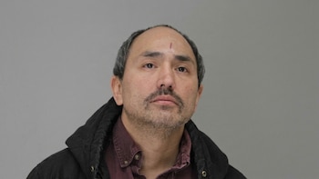 Un hombre fue sentenciado por un asesinato cometido en 1997, después de que otro hombre inocente cumpliera 25 años de condena