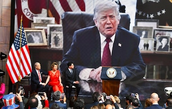 El presidente Donald Trump participó en el evento celebrada en la Embajada de su país en México.
Crédito: X/ @hoysololeslie
