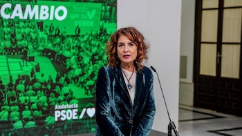 Montero apuesta por construir 100.000