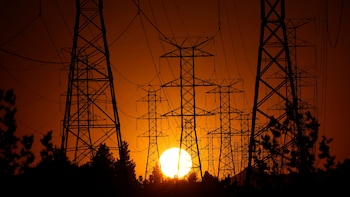 Uso de turbinas y generadores,