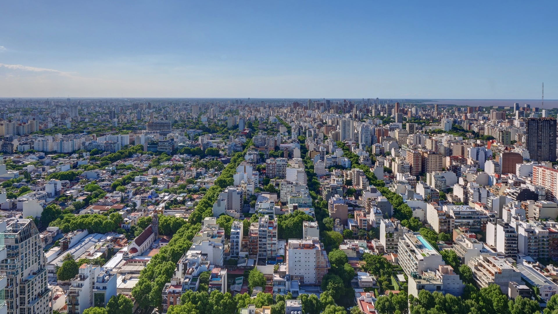 El mercado inmobiliarios se dinamizó en los últimos meses, con mayor oferta de casas y departamentos