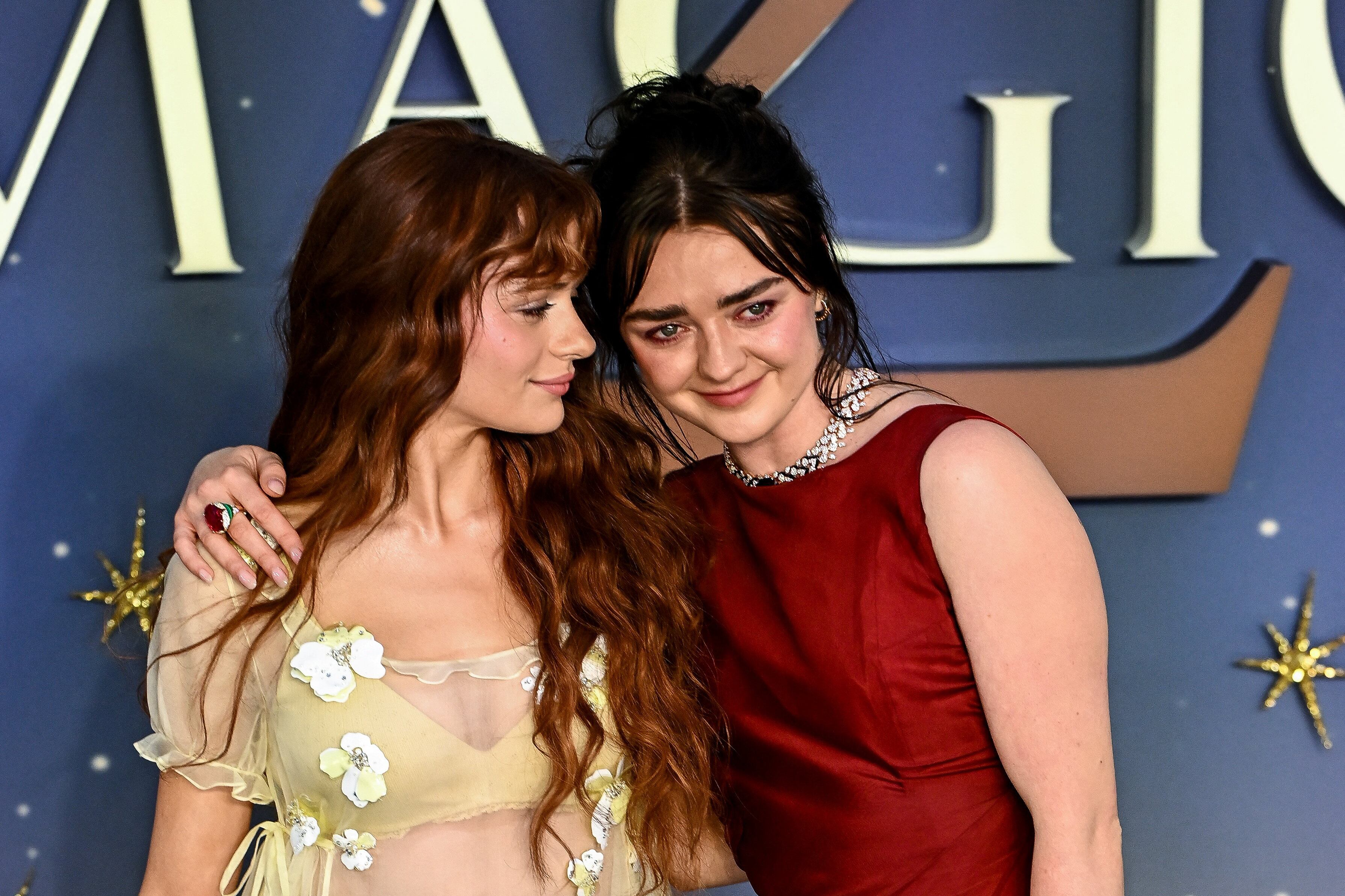 La dualidad entre la estética de Joey y Maisie reimaginó el mito de la bruja moderna REUTERS/Dylan Martinez