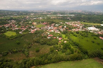 Panorámica de la ciudad de Heredia, escenario del impacto del meteorito en 1857 (Foto cortesía Mytanfeet).