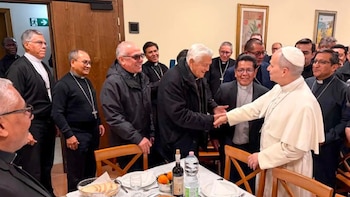 El Papa León XIV aparece