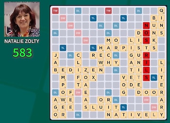 Una profesora de matemáticas se convierte en campeona de Scrabble del Reino Unido y revela las palabras de dos letras que usan los expertos para ganar