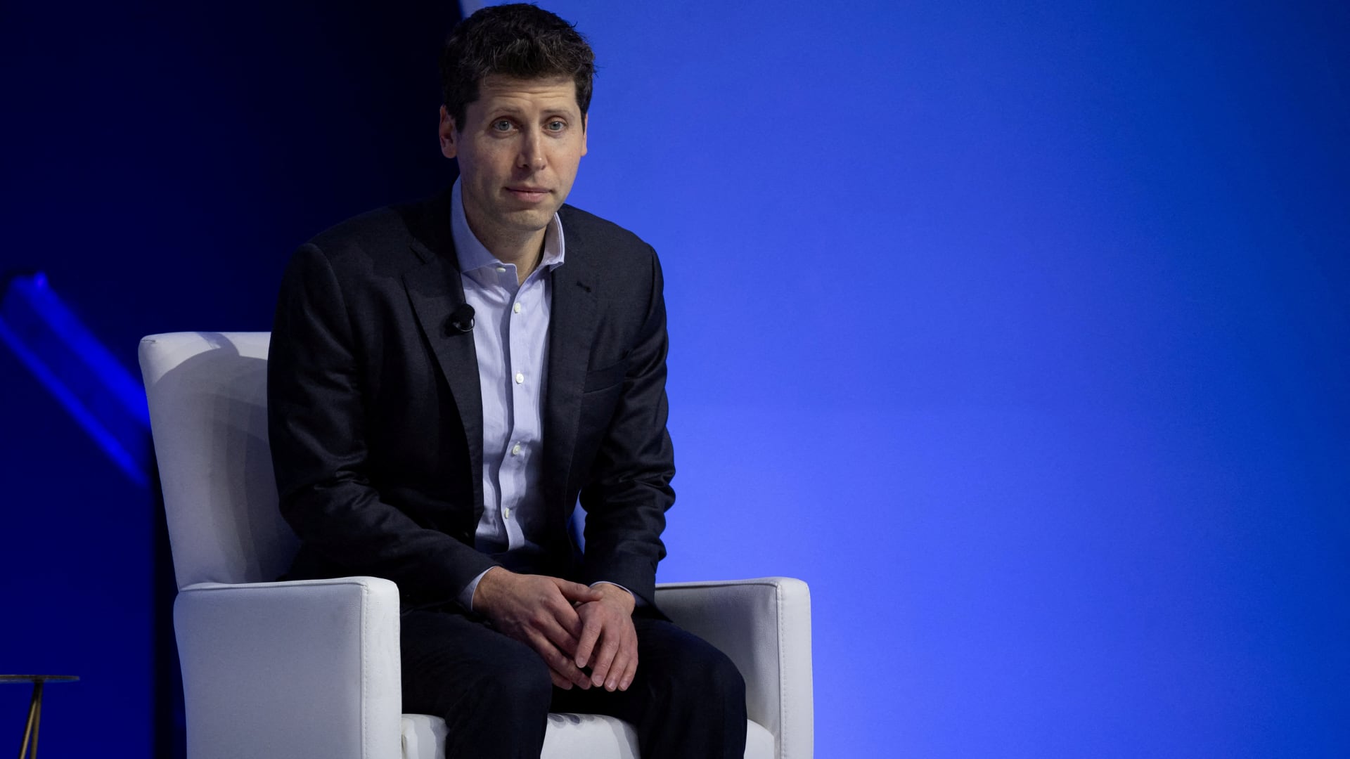 Sam Altman admitió ante empleados que OpenAI no interviene en las decisiones operativas del Pentágono respecto al uso de su IA. (Reuters)
