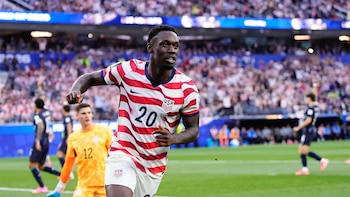 El embajador de EEUU en Bélgica niega injerencia de Trump para que la FIFA retirara sanción a Balogun