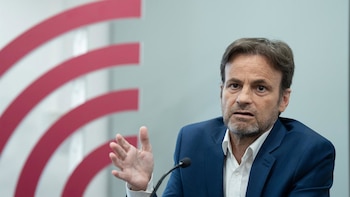 Asens (Comuns) pide a Albares