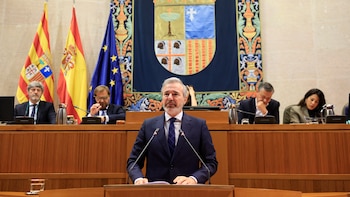 El popular Jorge Azcón es investido presidente de Aragón con los votos de Vox: “La prioridad absoluta es la legalidad”