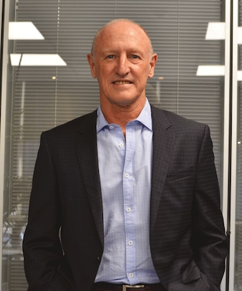 Luis Fontana, médico cirujano formado