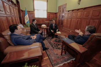 Carlos Alberto García Alvarado presentó un plan para fortalecer la acción penal y modernizar el Ministerio Público, destacando su perfil como fiscal de carrera sin sanciones. (Cortesía: Bernardo Arévalo)